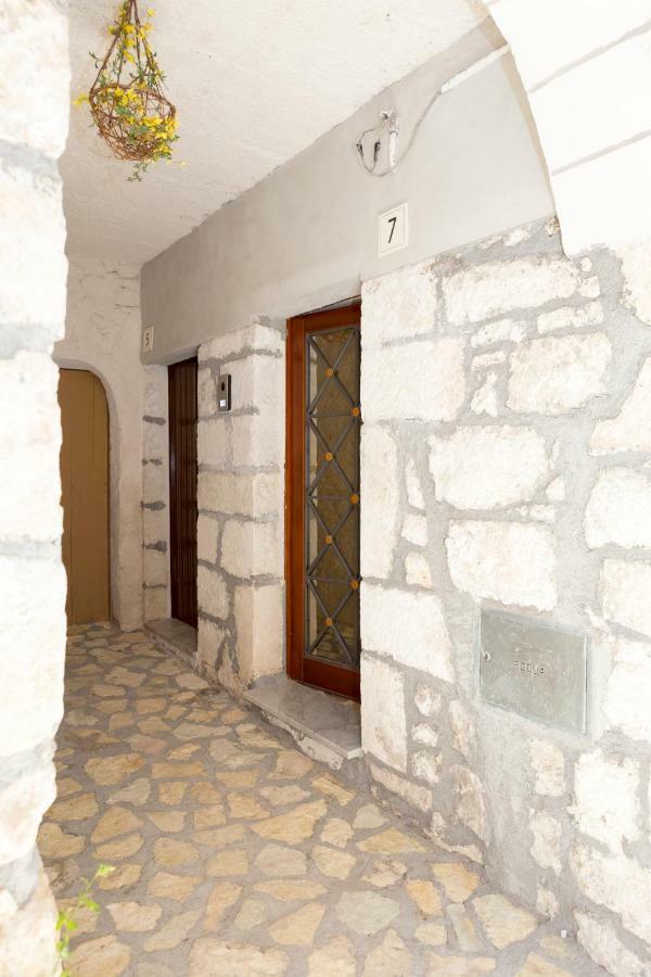 Villa Casa Arco Antico Caltabellotta Exterior foto